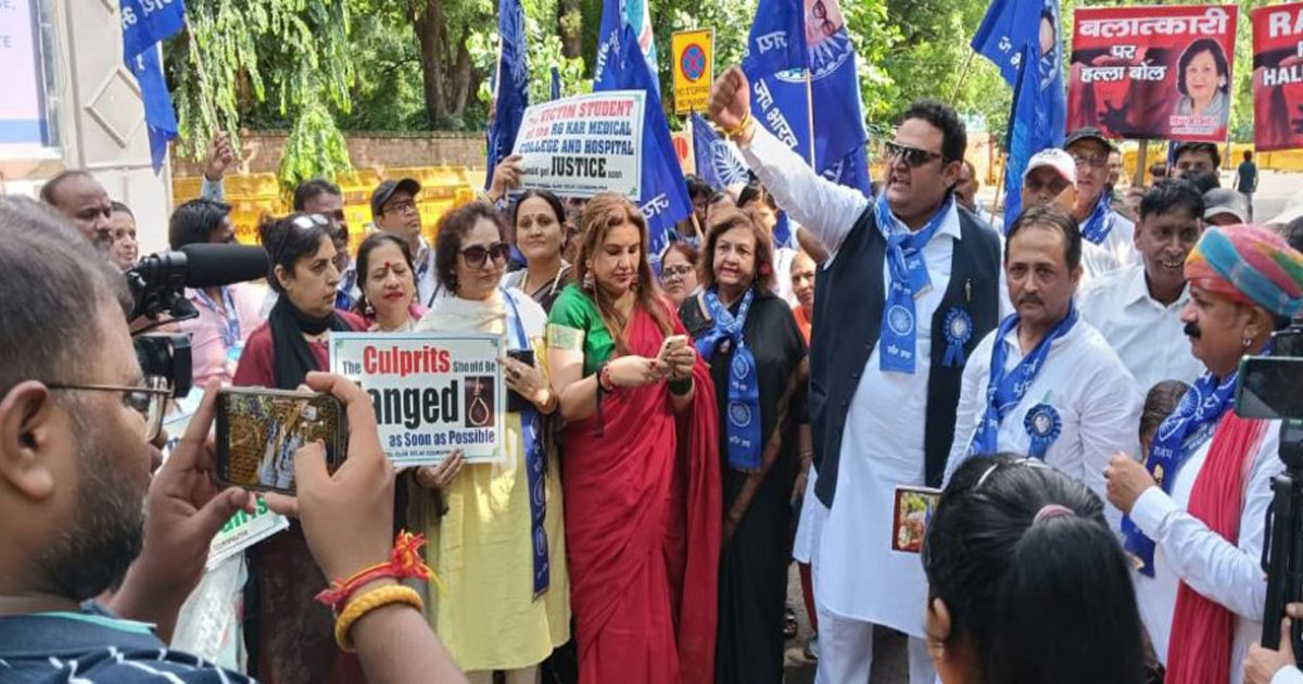 The murder of a young doctor; The Republican Party of India led by Atwale led a protest at Jantar Mantar; Nusrat Jahan says CM who should take action against culprits is trying to divert people’s attention